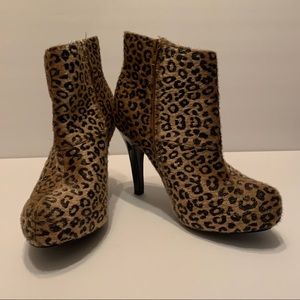 Deb cheetah booties